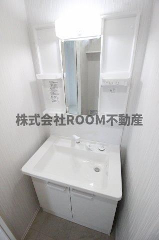ベルナンジュの独立洗面台|独立洗面台あり、毎朝おしゃれに忙しい女性の方におすすめです