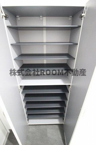 ベルナンジュの収納|ちょっとした収納スペースも充実しています