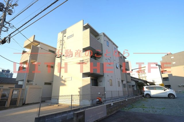 J・プレミアム久留米【キャッシュバック対象物件】の外観|建物外観を気になさる方へ、見た目の良い物件です