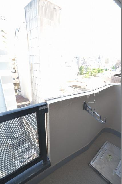 大阪市西区北堀江２丁目の賃貸マンションのバルコニー