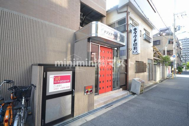 大阪市西区北堀江２丁目の賃貸マンションのエントランス