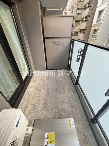 大阪市西区西本町２丁目の賃貸マンションのバルコニー