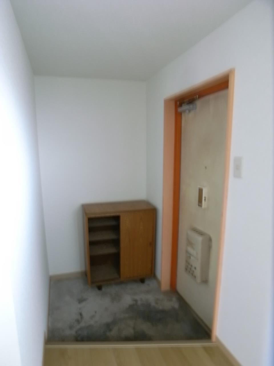 レジデンス荒木の玄関|落ち着いた玄関です