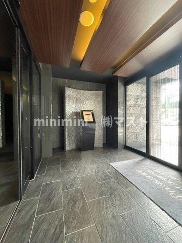 大阪市中央区松屋町の賃貸マンションのエントランス