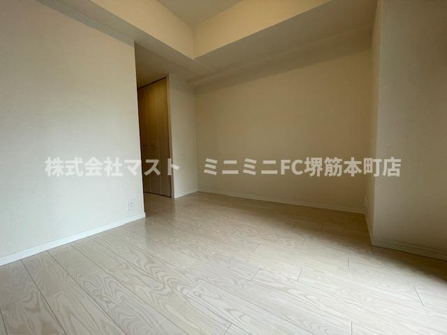 大阪市中央区南本町２丁目の賃貸マンションの内装