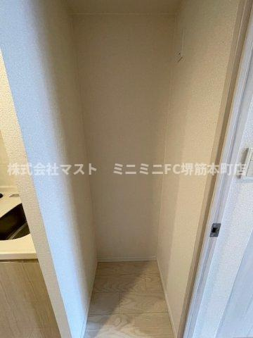 大阪市中央区南本町２丁目の賃貸マンションの収納