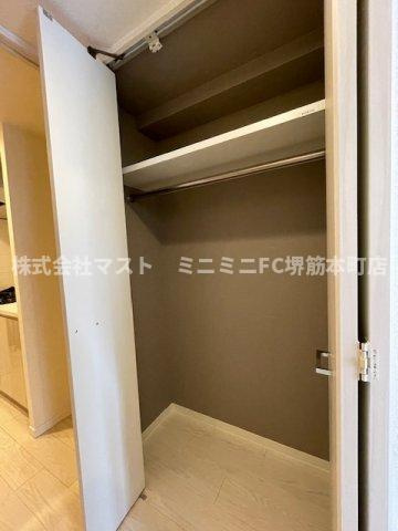 大阪市中央区南本町２丁目の賃貸マンションの収納