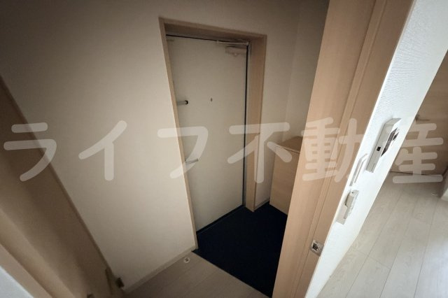 Jino放出の玄関