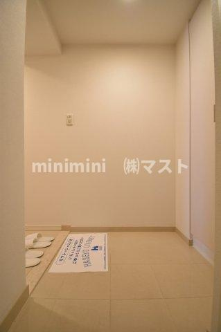 ルクレ内久宝寺の玄関