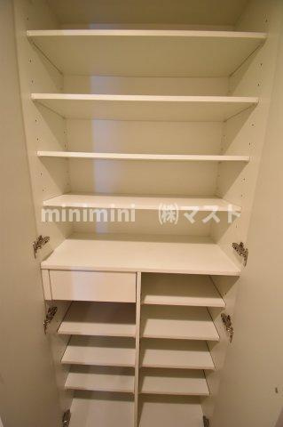 ルクレ内久宝寺の収納
