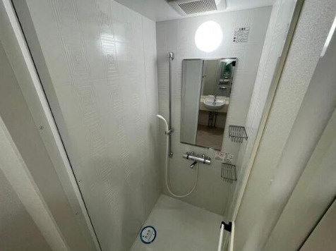 大阪市中央区本町４丁目の賃貸マンションのシャワールーム