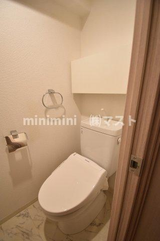 大阪市中央区本町橋の賃貸マンションのトイレ