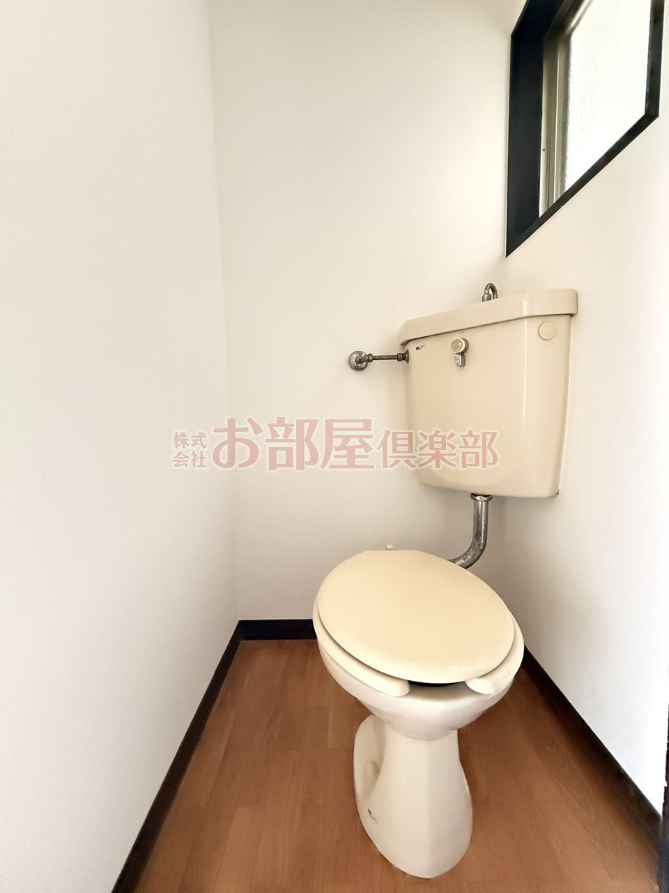 レジデンス荒木のトイレ|落ち着いたトイレです