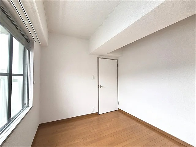 芦屋シティハイツの居間・リビング