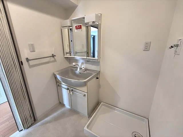 芦屋シティハイツの洗面所