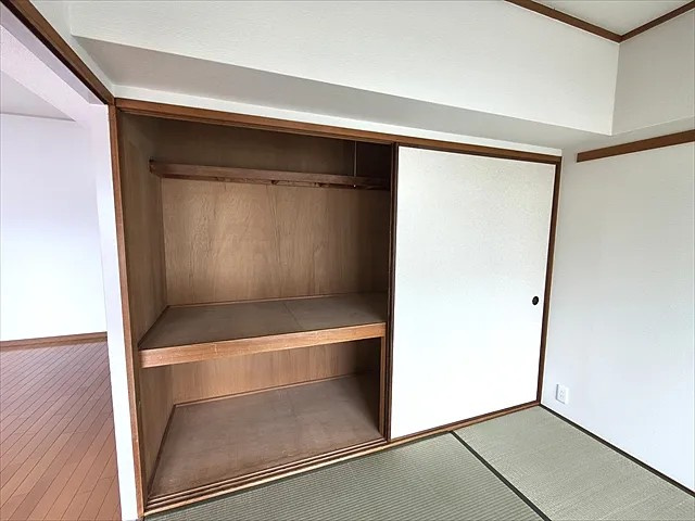 芦屋シティハイツの収納