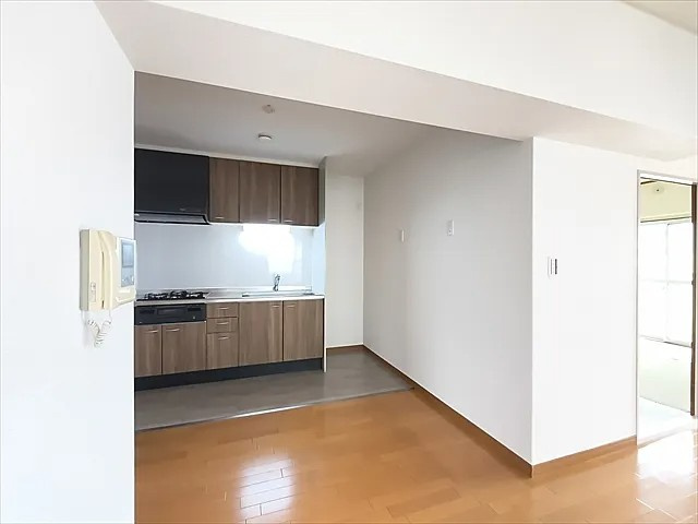 芦屋シティハイツの居間・リビング