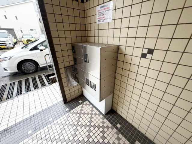 ハイツジュン3のエントランス