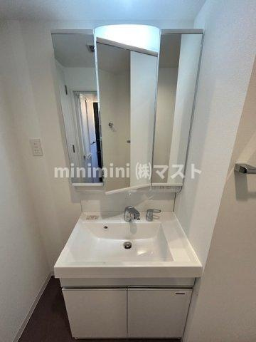大阪市西区北堀江２丁目の賃貸マンションの洗面所