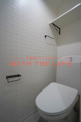 Revive聖マリア病院前【キャッシュバック対象物件】のトイレ|ゆったりとした空間のトイレです