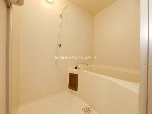 メジェーム住吉の浴室