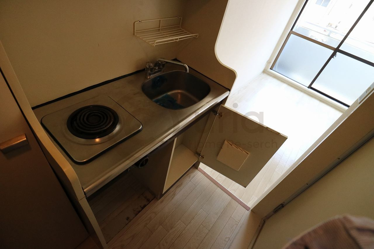 神戸市灘区上河原通３丁目の賃貸マンションのキッチン