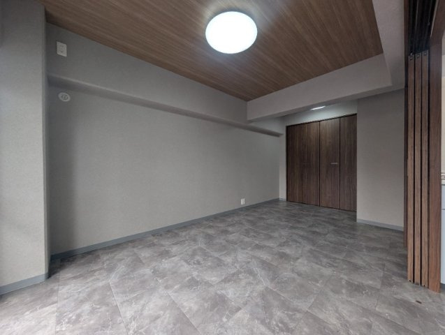 神戸市中央区下山手通５丁目の賃貸マンションの居間・リビング