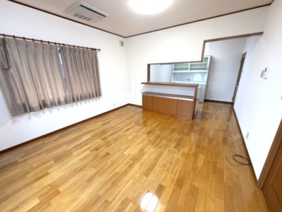 【居間・リビング】 | 徳島市南田宮3丁目戸建