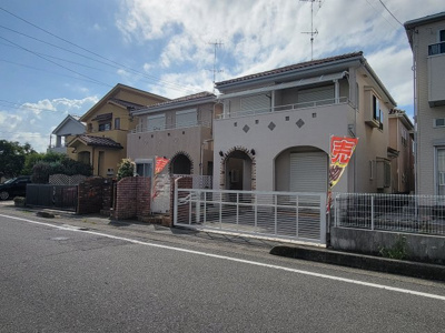 【前面道路含む現地写真】 | 岩槻区岩槻中古戸建 | 前面道路含む現地写真です