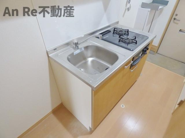 川口市前川３丁目のアパートのキッチン