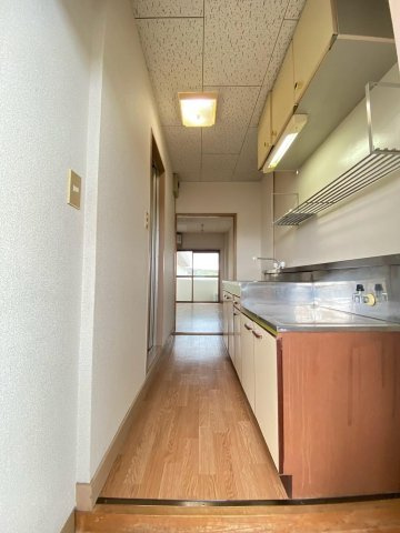 コーポ渕上の玄関|ゆったりとした玄関です