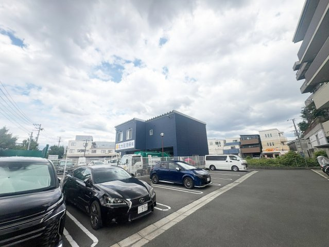 カーサ　ベレタの駐車場