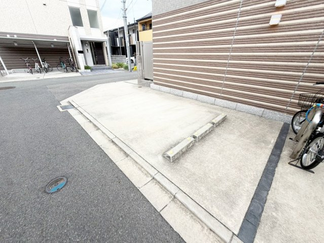 Casa　takahamaの駐車場