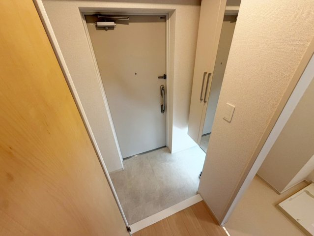 ボンサンテ南千里の玄関