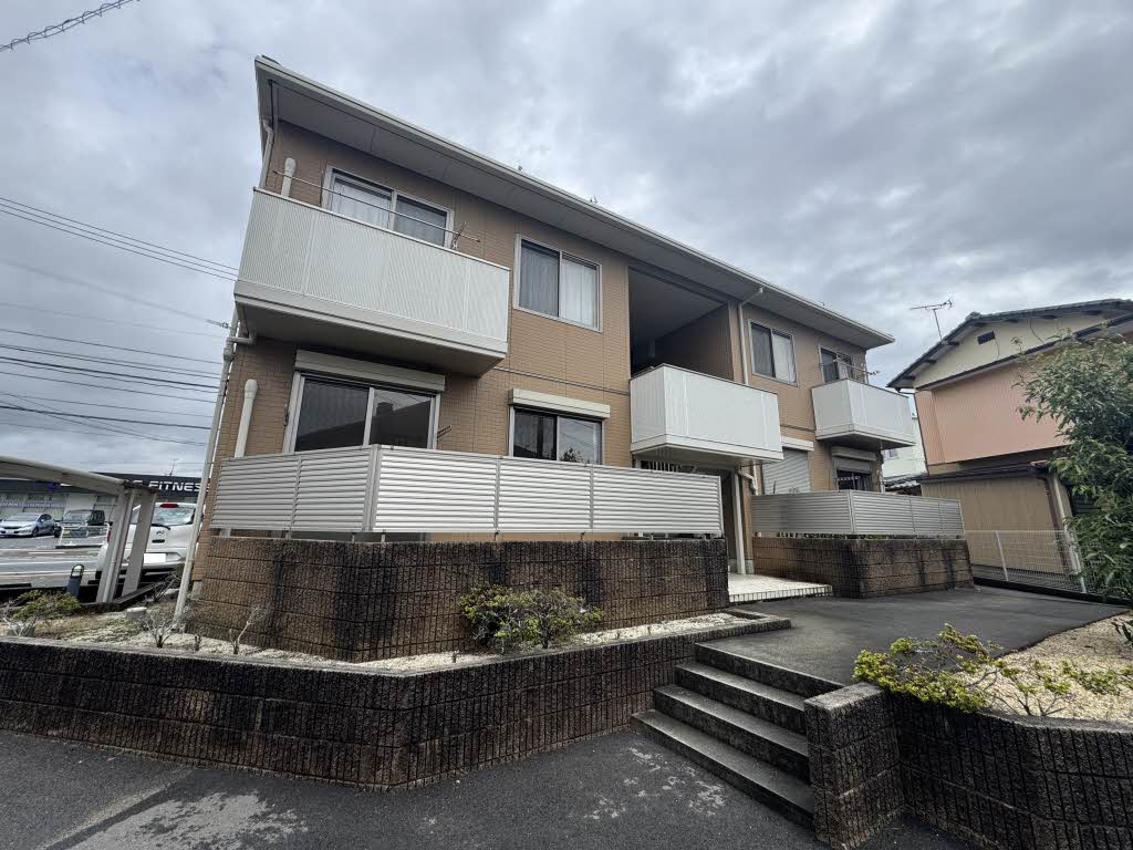 エルアインス本町