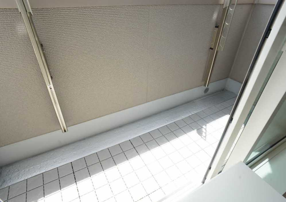 イーストハウス　耐震等級3　高遮音床システム採用　シャーメゾンのバルコニー