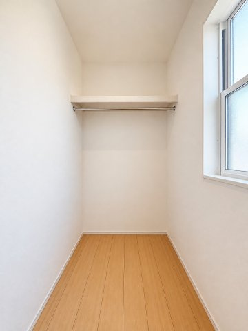 【グランディハウス施工】駅チカ7分♪守谷市御所ケ丘中古物件の収納