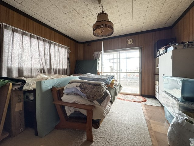 矢板市本町中古戸建の洋室