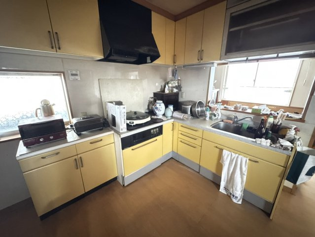 矢板市本町中古戸建のキッチン