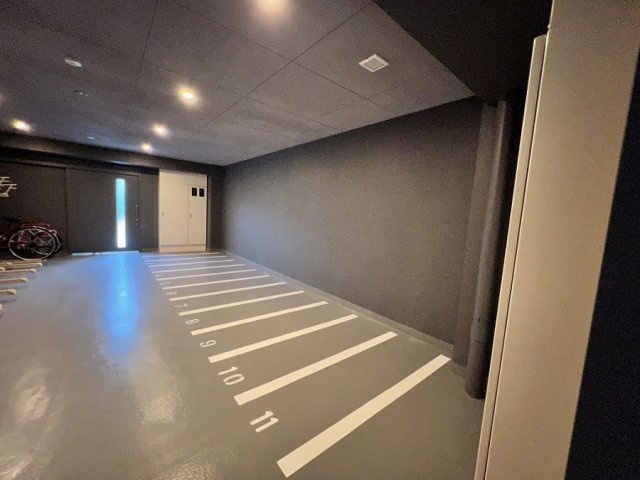 Ｓ－ＲＥＳＩＤＥＮＣＥ王子Ｔｅｒｃｅｒａの駐車場|バイク置場