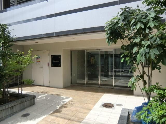 エフシティ亀戸のエントランス
