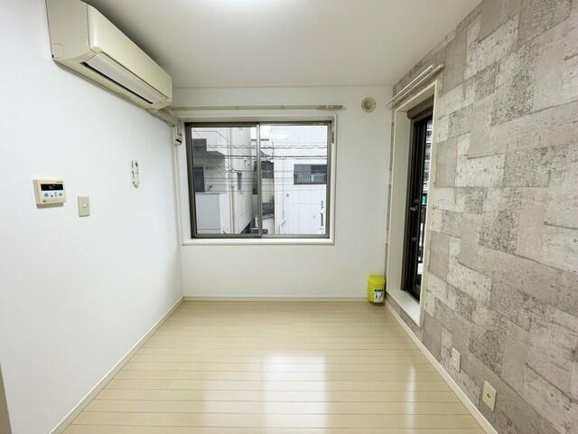 シャンテ町屋の居間・リビング