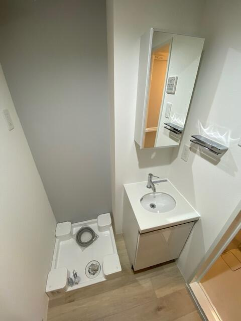 Ｂｌｏｏｍ　Ｔｏｗｅｒ　Ｏｓｈｉａｇｅの独立洗面台