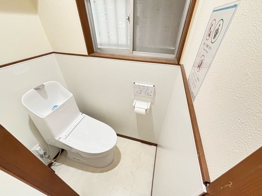SA254 SA-クロス法隆寺1 101のトイレ|ゆったりとした空間のトイレです