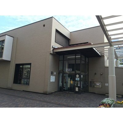 【周辺】 | グレース布施 | 図書館「目黒区民センター図書館まで800ｍ」目黒市民センター図書