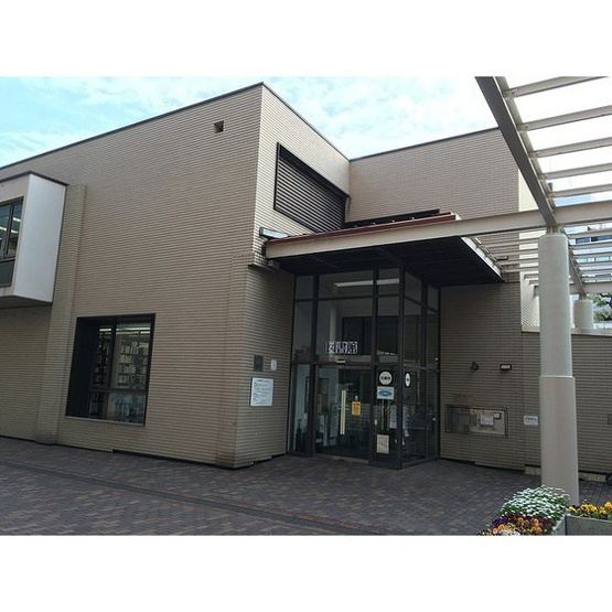 【周辺】 | グレース布施 | 図書館「目黒区民センター図書館まで800ｍ」目黒市民センター図書