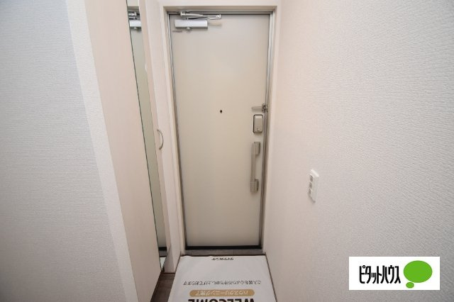 D-ROOM紅雲町Aの玄関