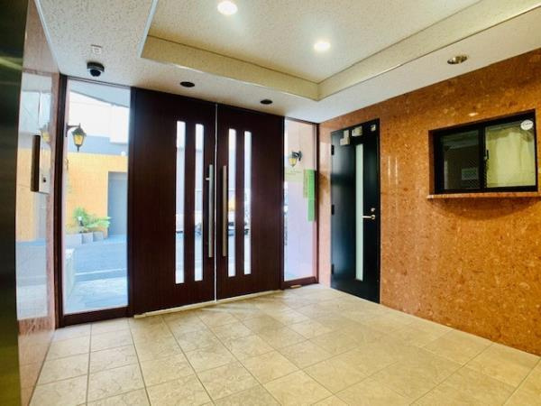 北品川アパートメントのエントランス