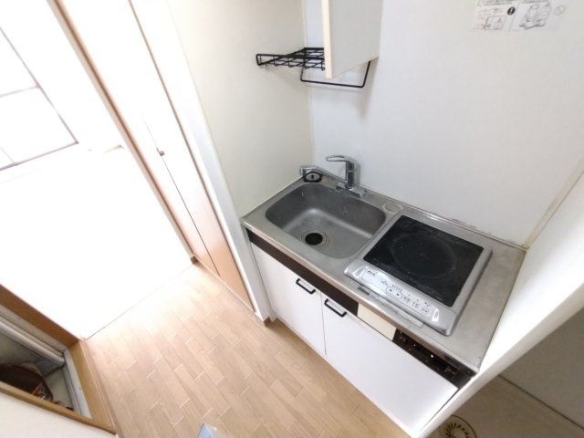 レオパレスＡＮＮＥＸ　ＨＩＹＯＳＨＩのキッチン|シングルレバー設置