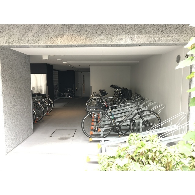 ザ・パークハビオ日本橋馬喰町のその他|駐輪場